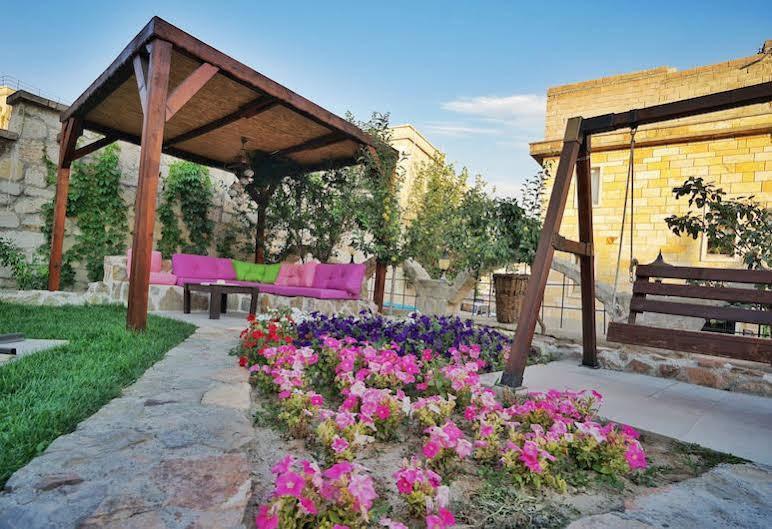 Nessa Cave Hotel Гьореме Екстериор снимка